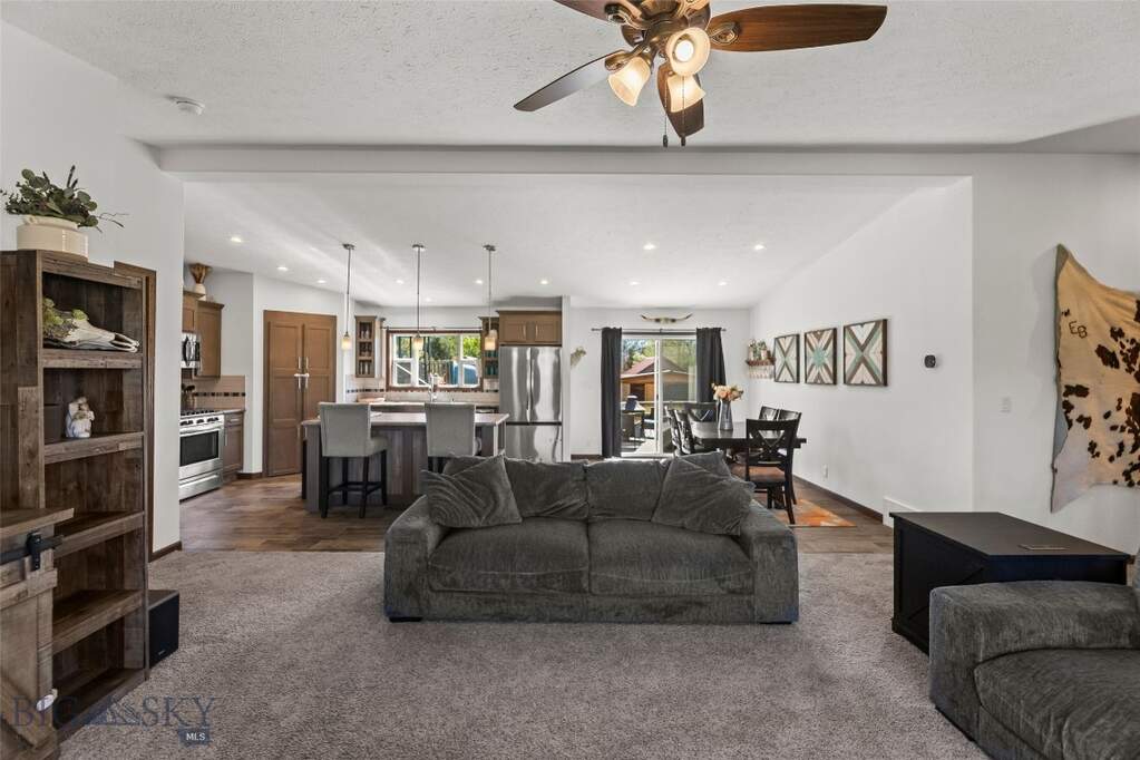 3 Bedroom Single Family Home/House's Image 3