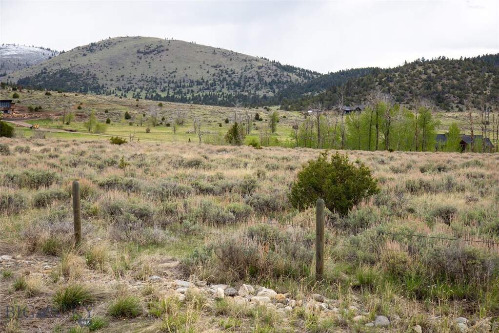 Land/Vacant Land's Image 8