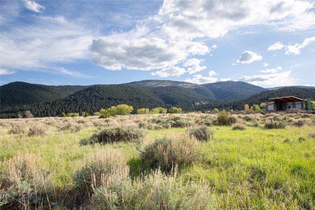 Land/Vacant Land's Image 6