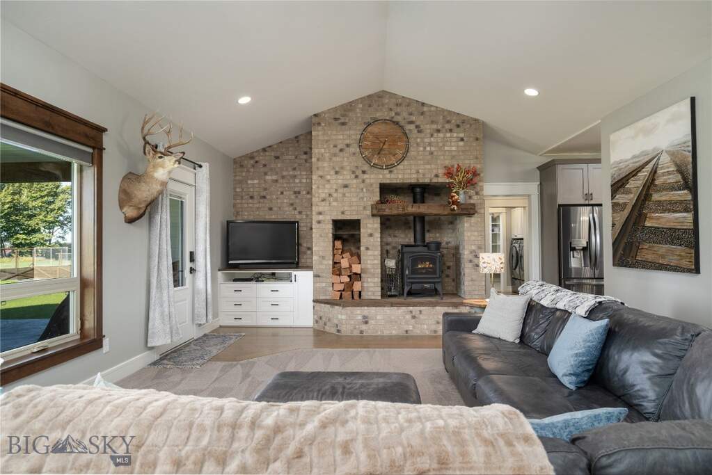 3 Bedroom Single Family Home/House's Image 20