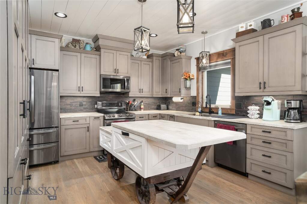 3 Bedroom Single Family Home/House's Image 22