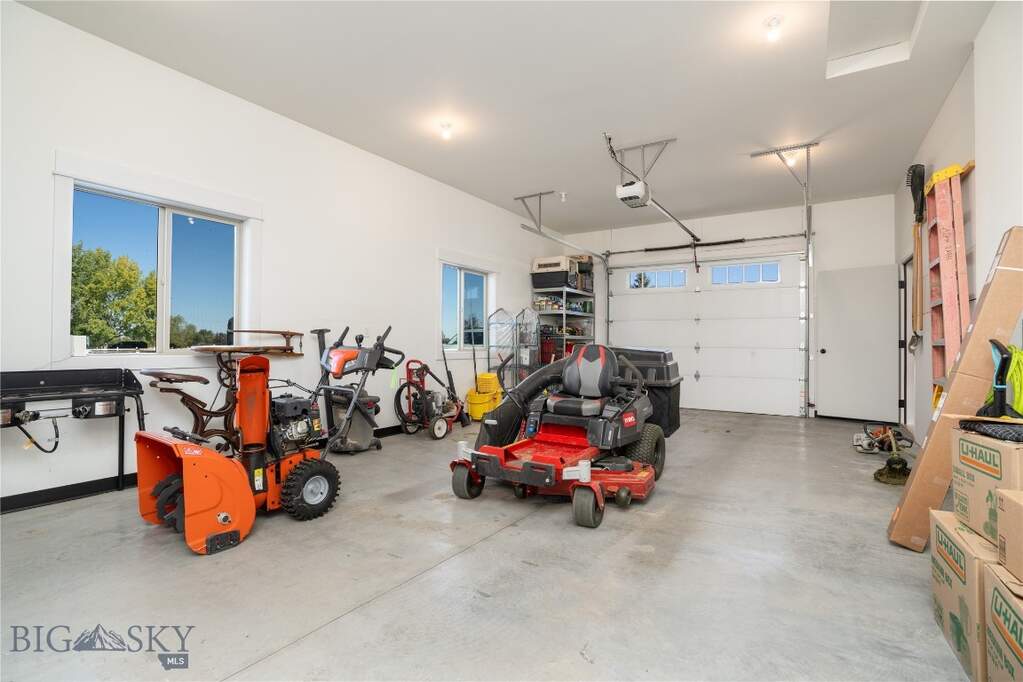 3 Bedroom Single Family Home/House's Image 49
