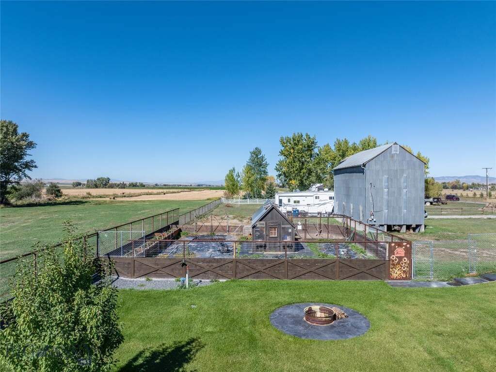 3 Bedroom Single Family Home/House's Image 5