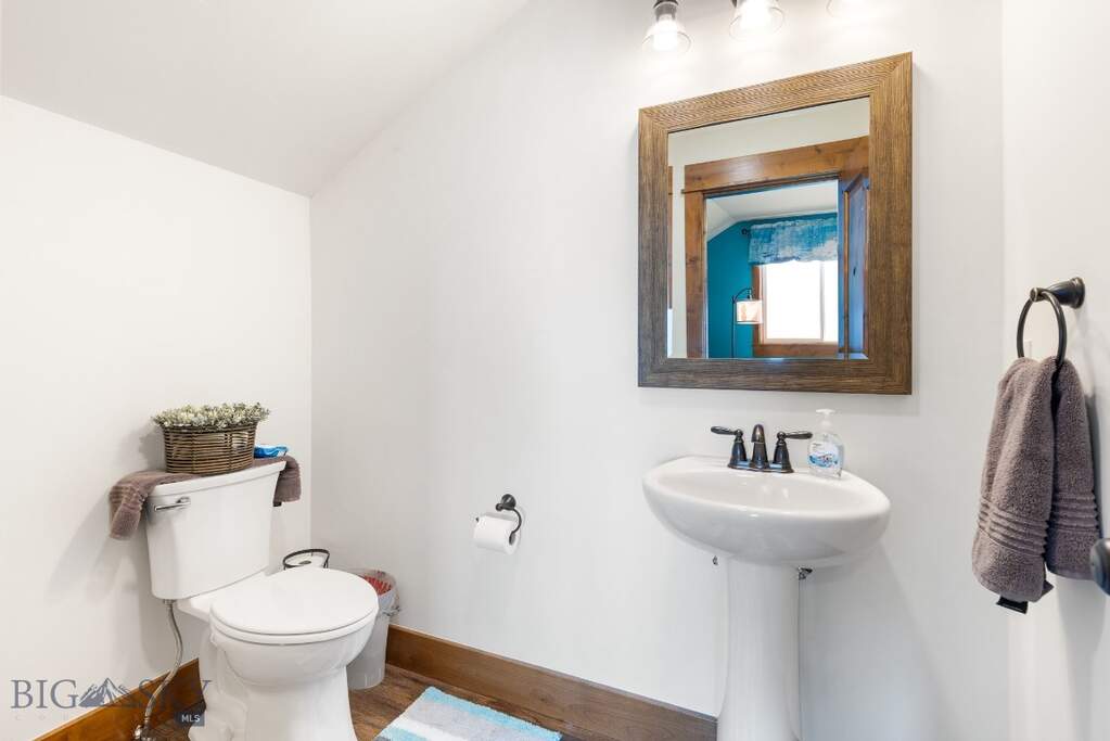 3 Bedroom Single Family Home/House's Image 27