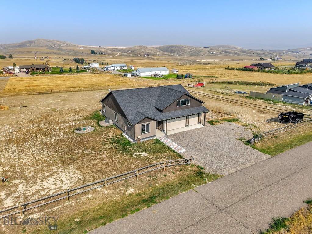 3 Bedroom Single Family Home/House's Image 36
