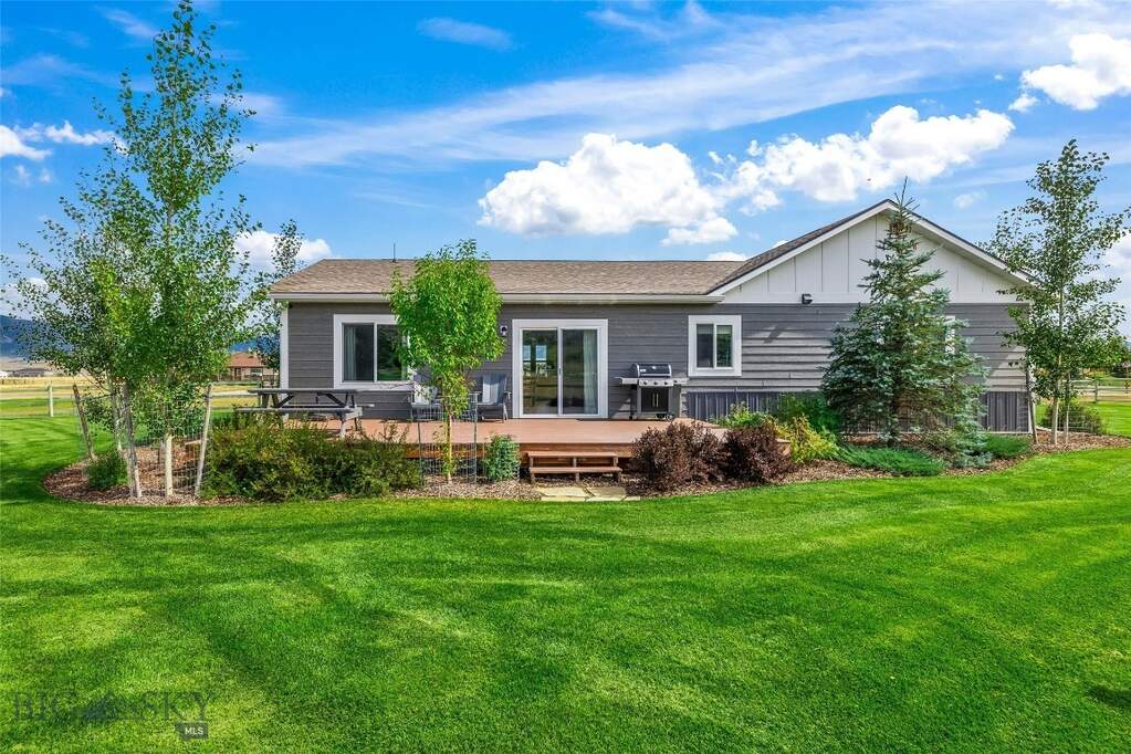 3 Bedroom Single Family Home/House's Image 41
