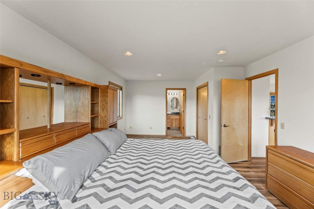 3 Bedroom Single Family Home/House's Image 11