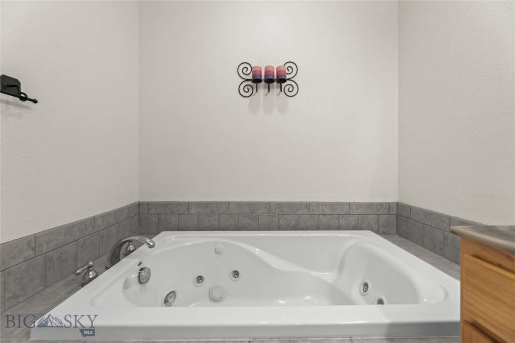 3 Bedroom Single Family Home/House's Image 13