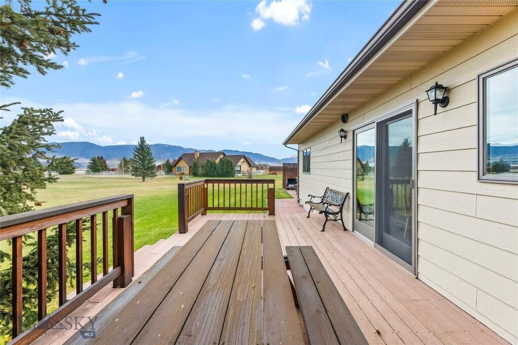 3 Bedroom Single Family Home/House's Image 29