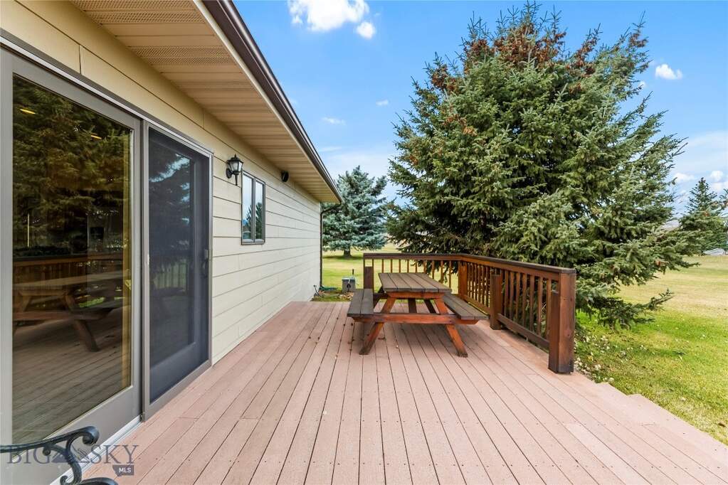 3 Bedroom Single Family Home/House's Image 32