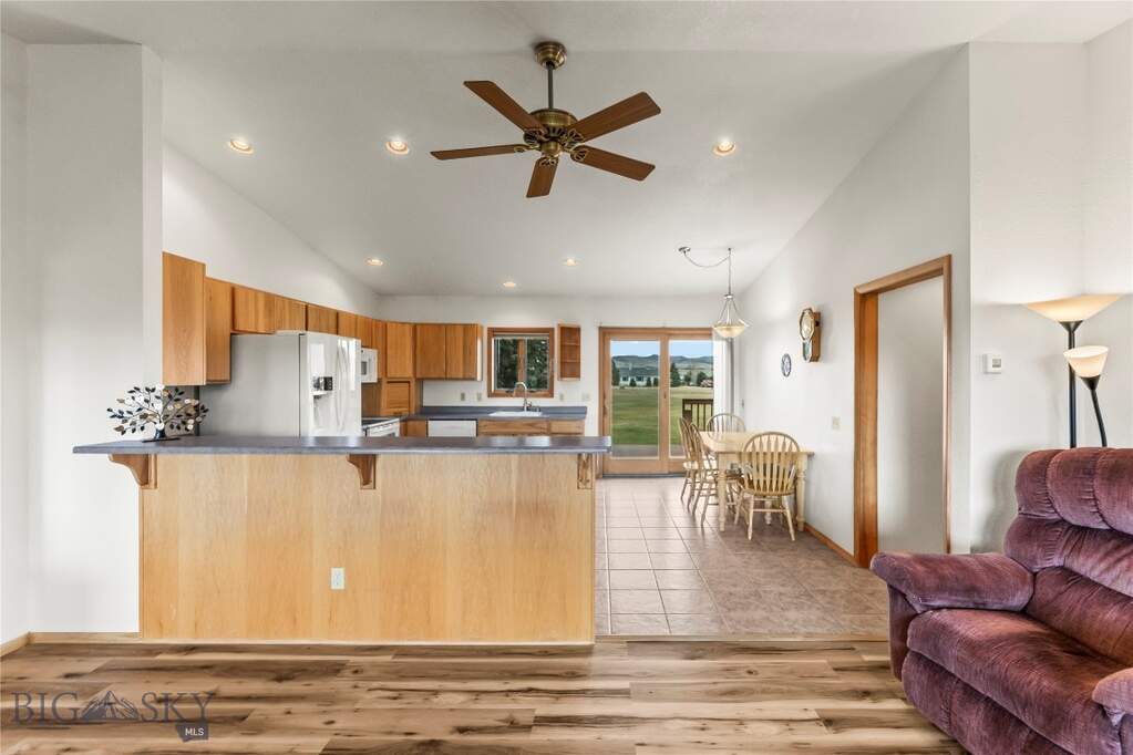 3 Bedroom Single Family Home/House's Image 6