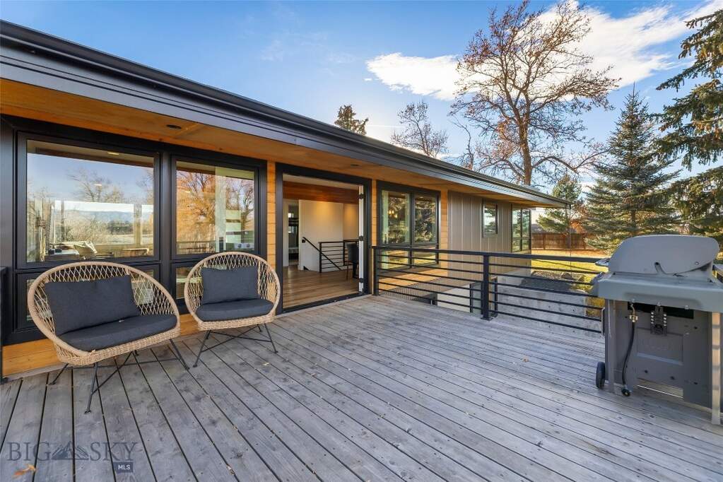 4 Bedroom Single Family Home/House's Image 14