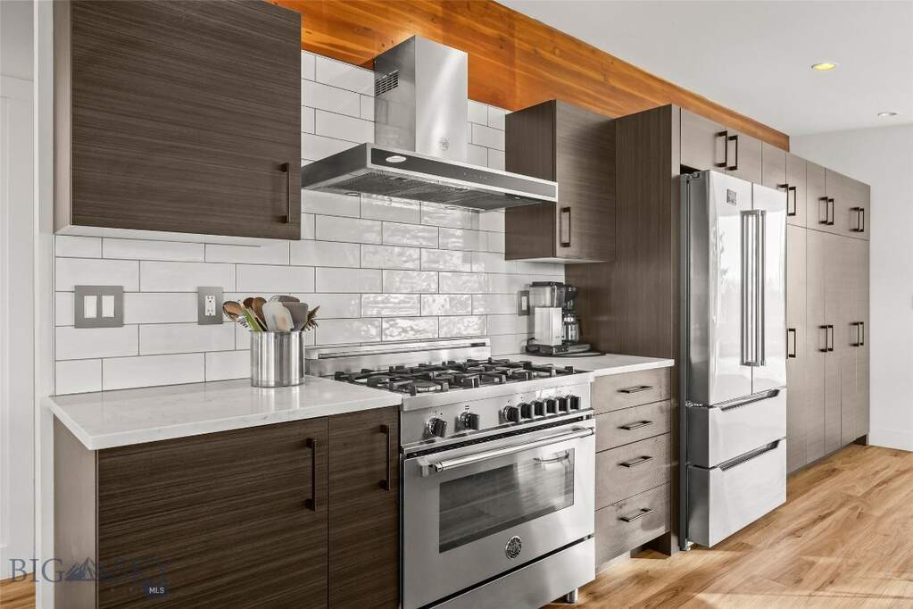 4 Bedroom Single Family Home/House's Image 21