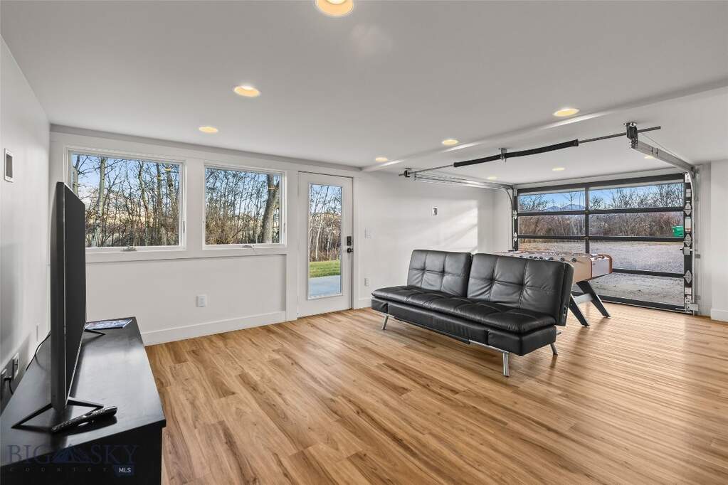 4 Bedroom Single Family Home/House's Image 53