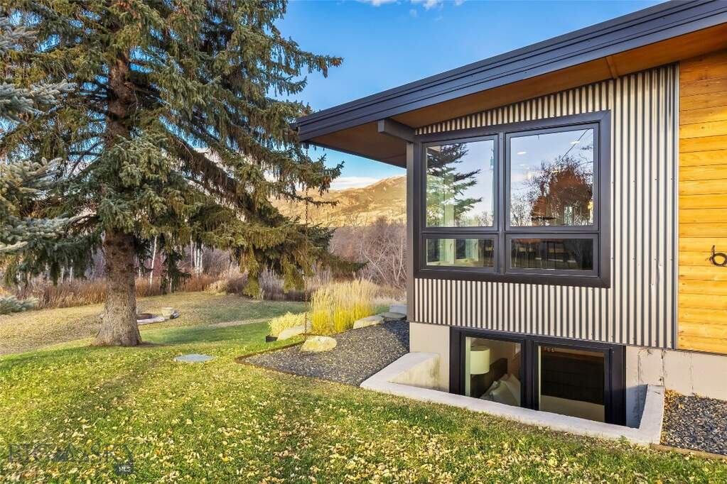 4 Bedroom Single Family Home/House's Image 65