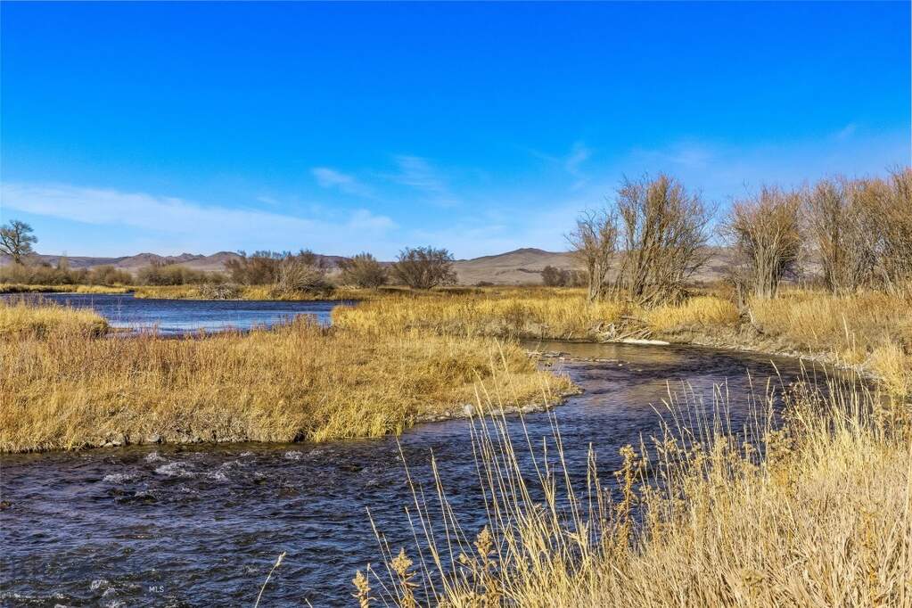 Land/Vacant Land's Image 7