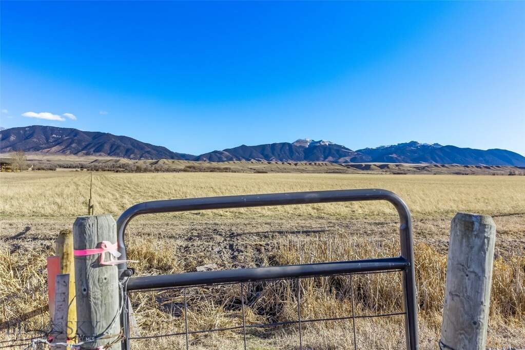 Land/Vacant Land's Image 23