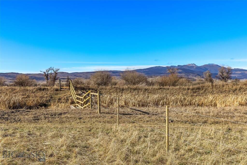 Land/Vacant Land's Image 34