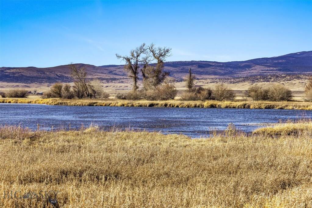 Land/Vacant Land's Image 3