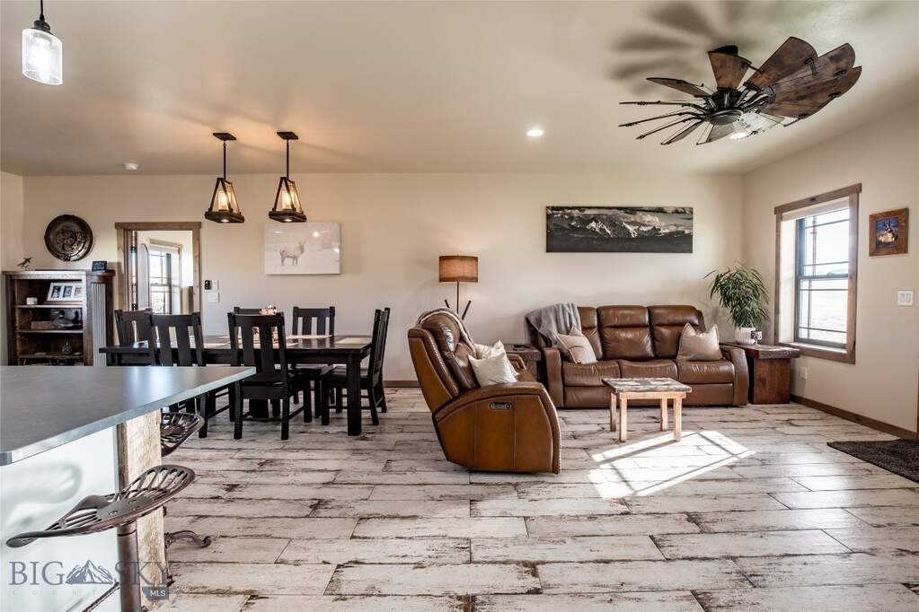 2 Bedroom Single Family Home/House's Image 14