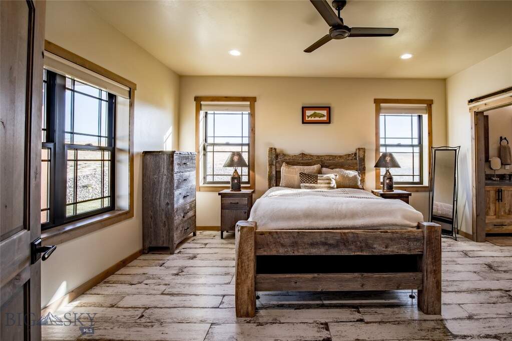 2 Bedroom Single Family Home/House's Image 17