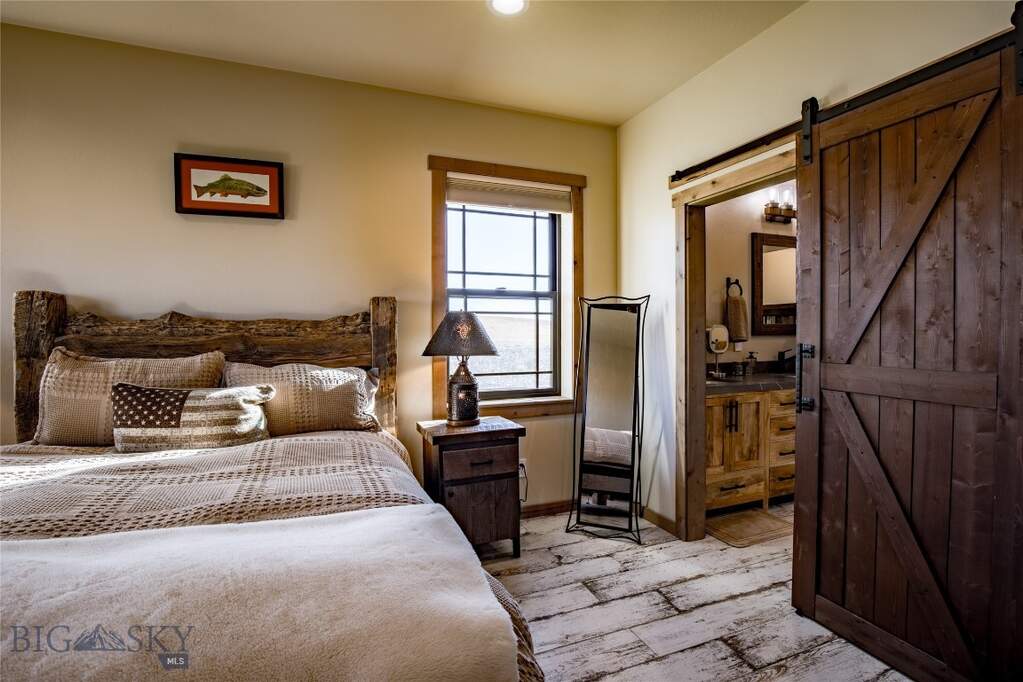 2 Bedroom Single Family Home/House's Image 19