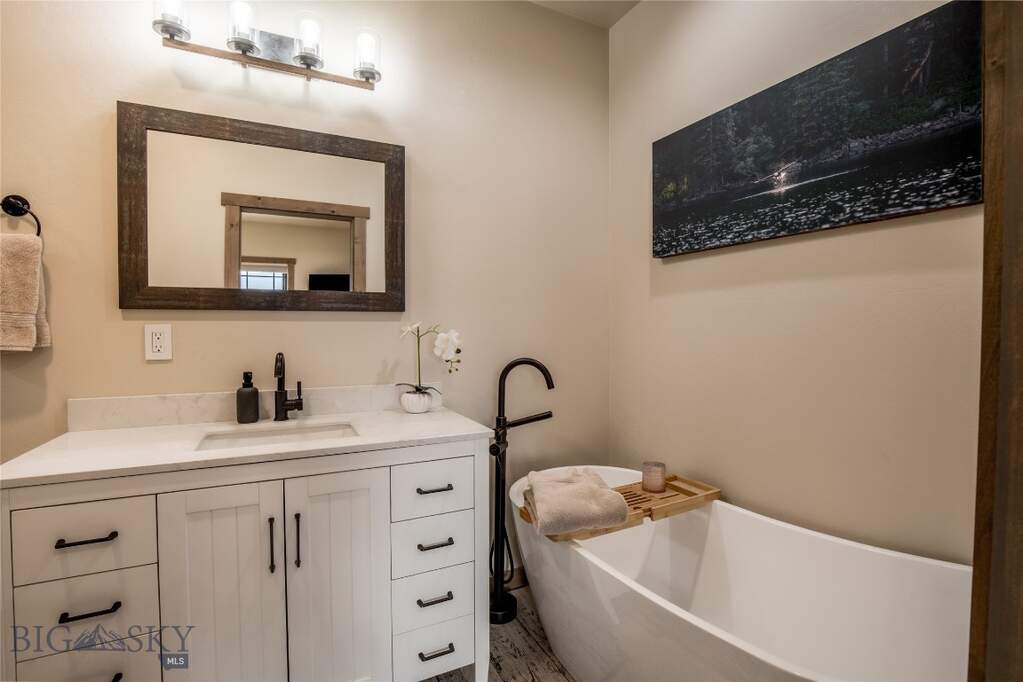 2 Bedroom Single Family Home/House's Image 29
