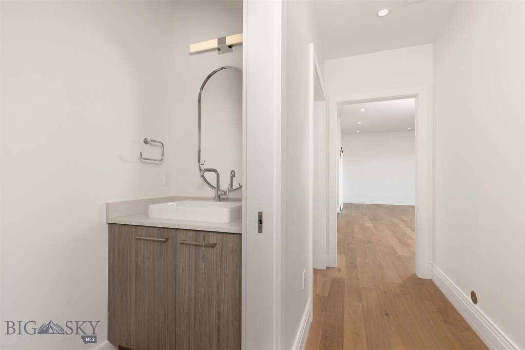 2 Bedroom Apartment/Flat's Image 31