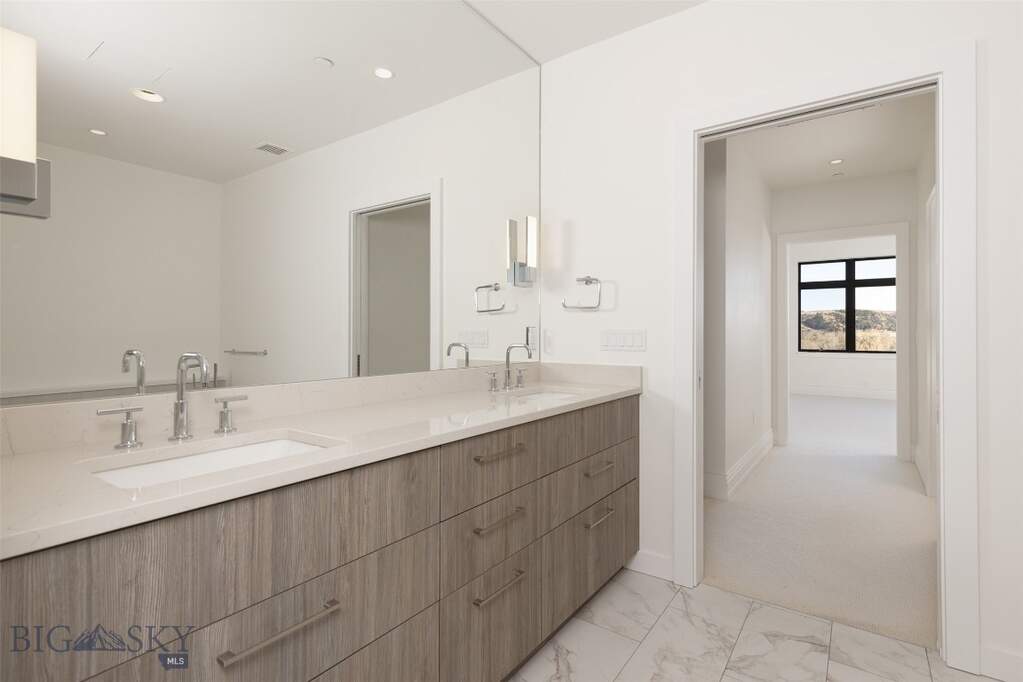 2 Bedroom Apartment/Flat's Image 35