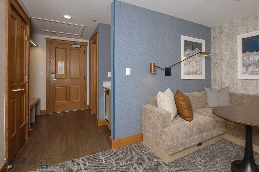 2 Bedroom Apartment/Flat's Image 22