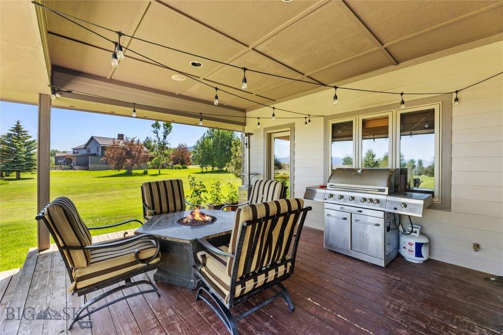 4 Bedroom Single Family Home/House's Image 7