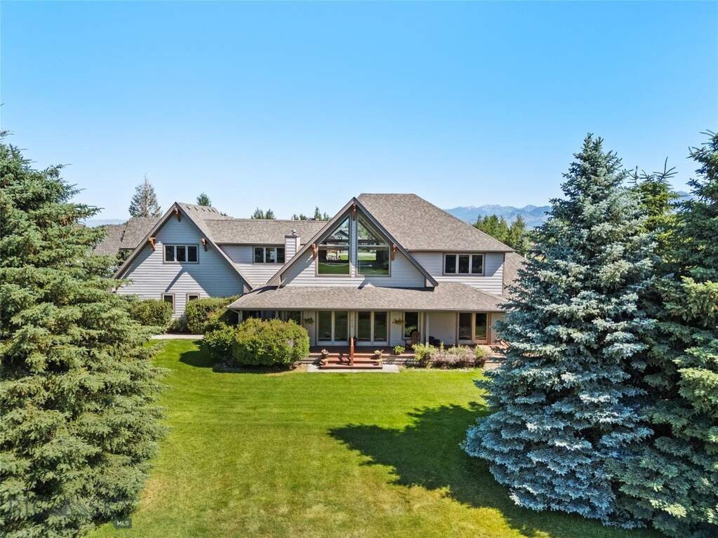 4 Bedroom Single Family Home/House's Image 9