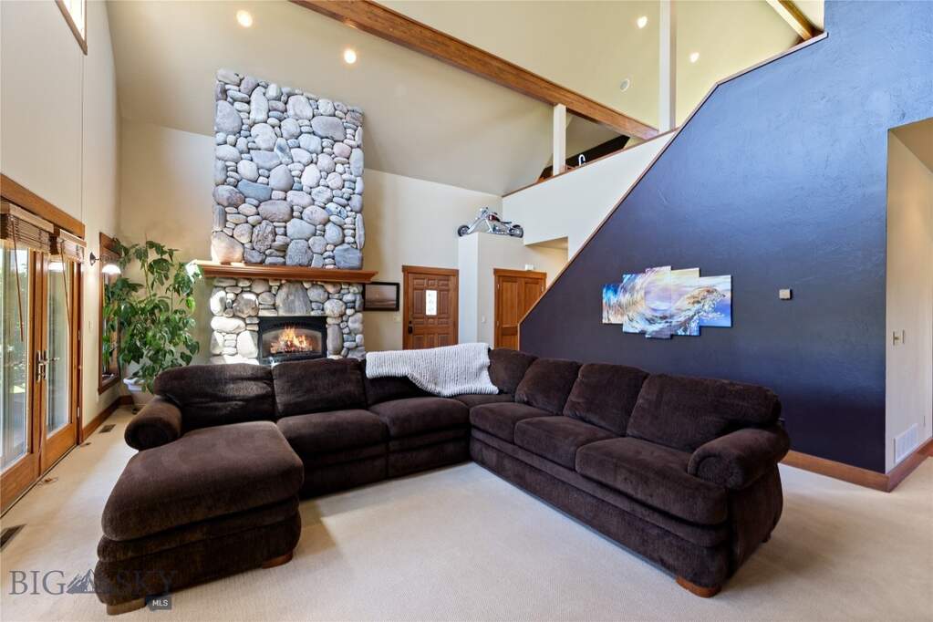4 Bedroom Single Family Home/House's Image 19