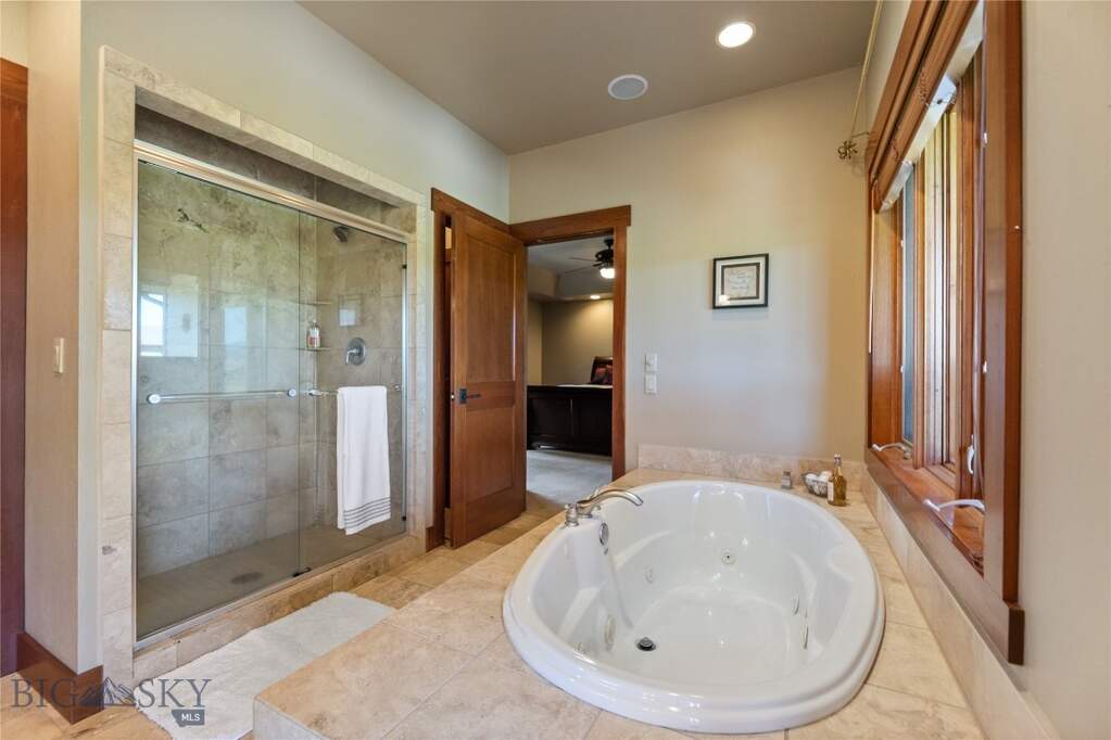 4 Bedroom Single Family Home/House's Image 25