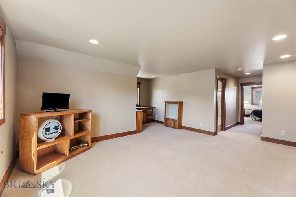 4 Bedroom Single Family Home/House's Image 48