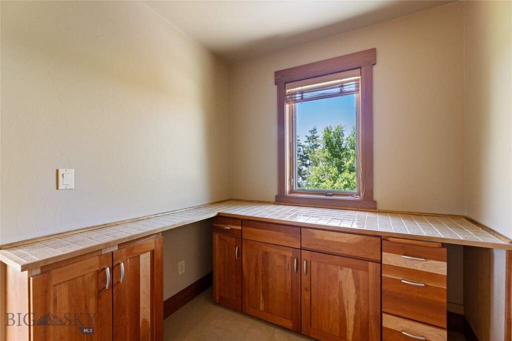4 Bedroom Single Family Home/House's Image 51