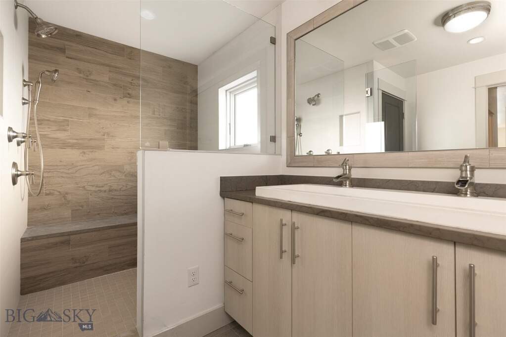 4 Bedroom Villa/Townhouse's Image 30
