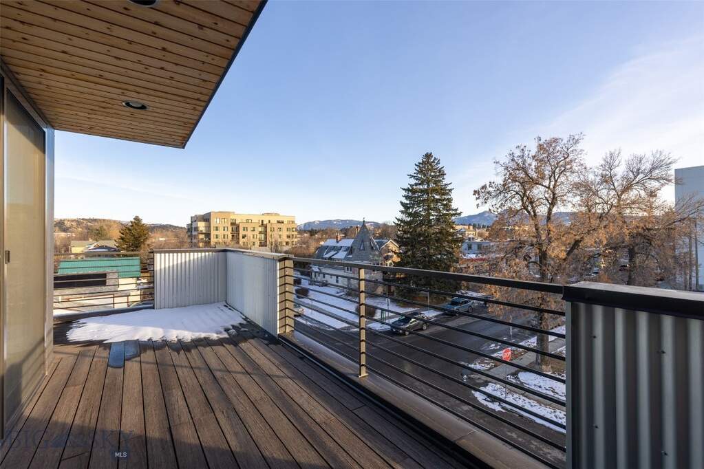 4 Bedroom Villa/Townhouse's Image 40