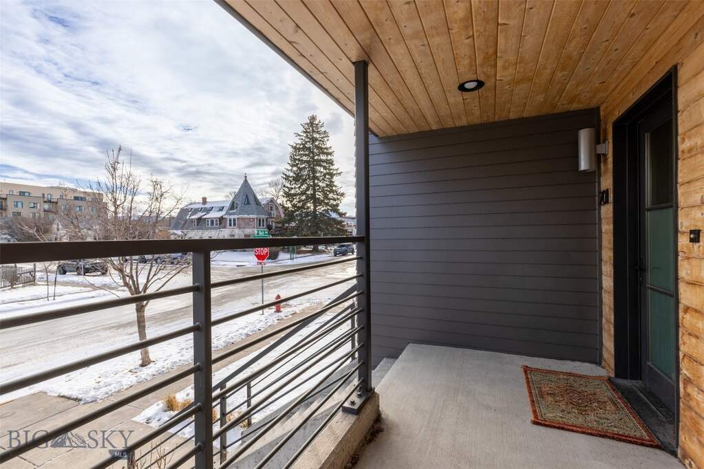4 Bedroom Villa/Townhouse's Image 48