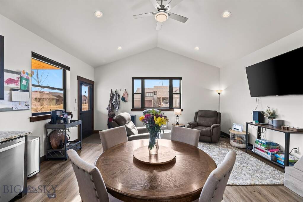 3 Bedroom Single Family Home/House's Image 10