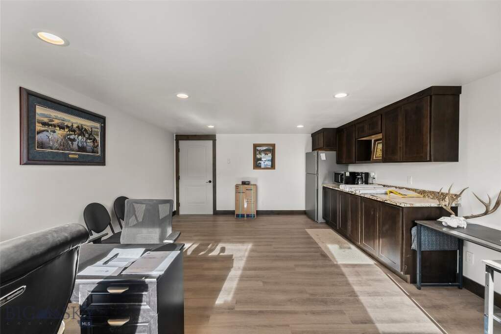 3 Bedroom Single Family Home/House's Image 26