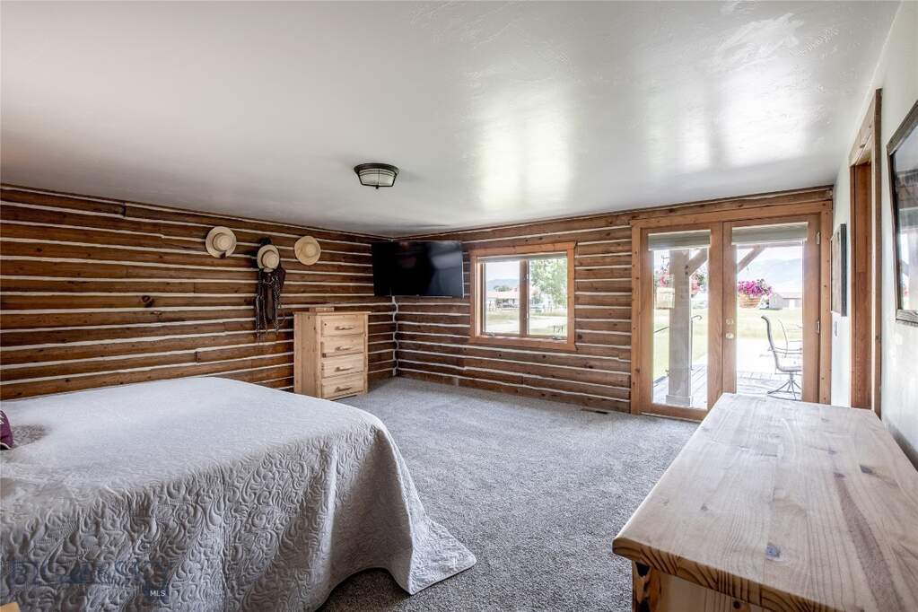 4 Bedroom Single Family Home/House's Image 29