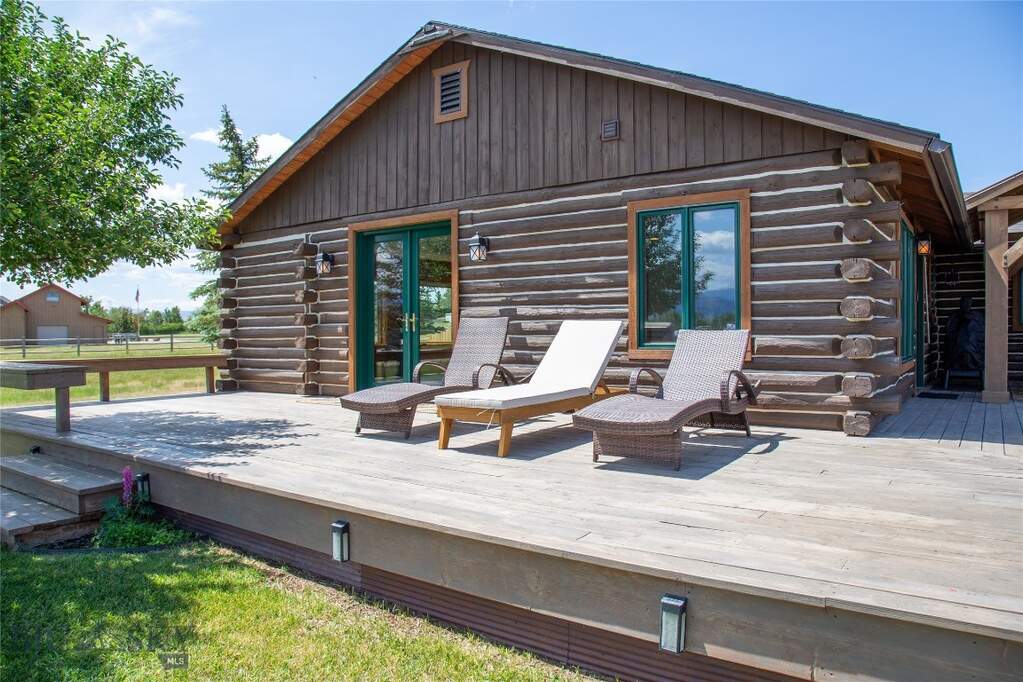 4 Bedroom Single Family Home/House's Image 37