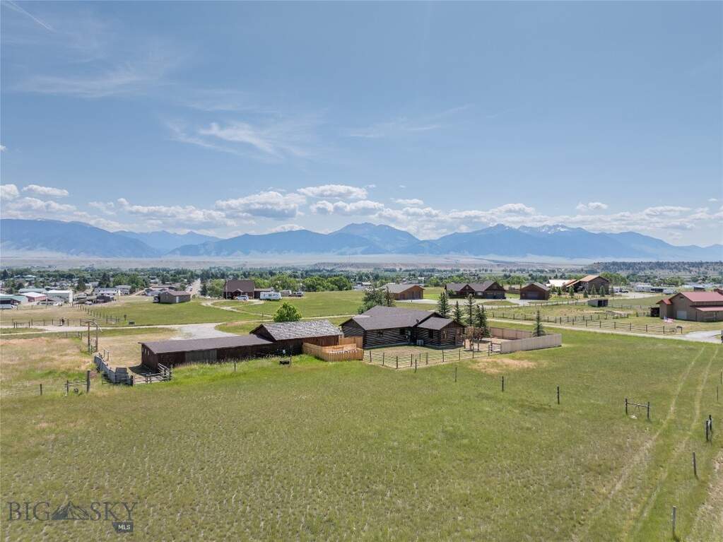 4 Bedroom Single Family Home/House's Image 59