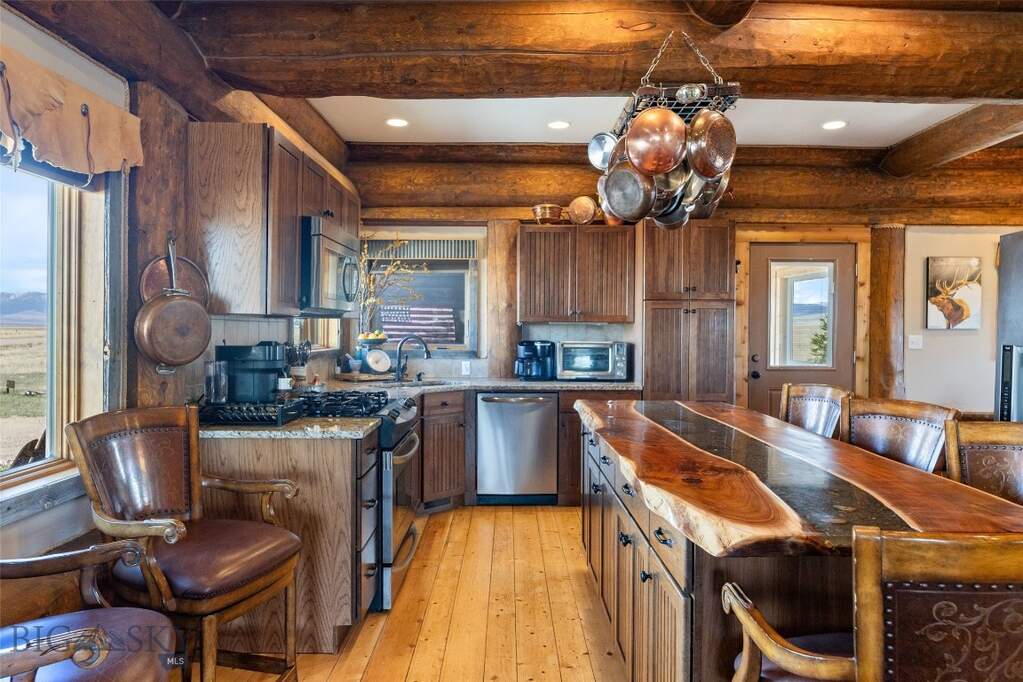 3 Bedroom Single Family Home/House's Image 15