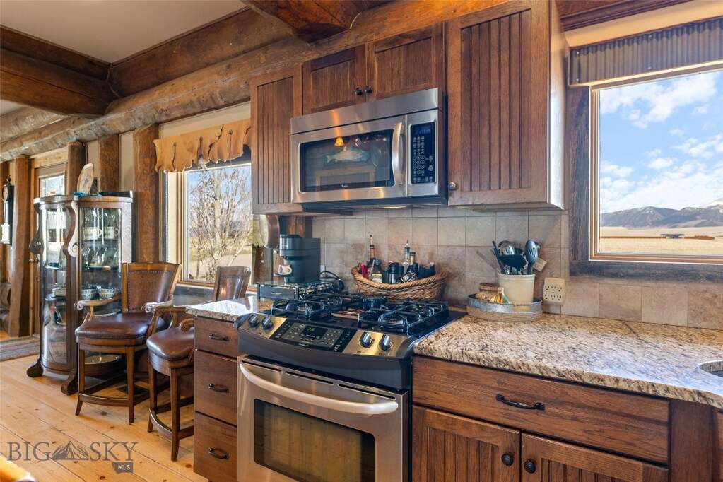 3 Bedroom Single Family Home/House's Image 18