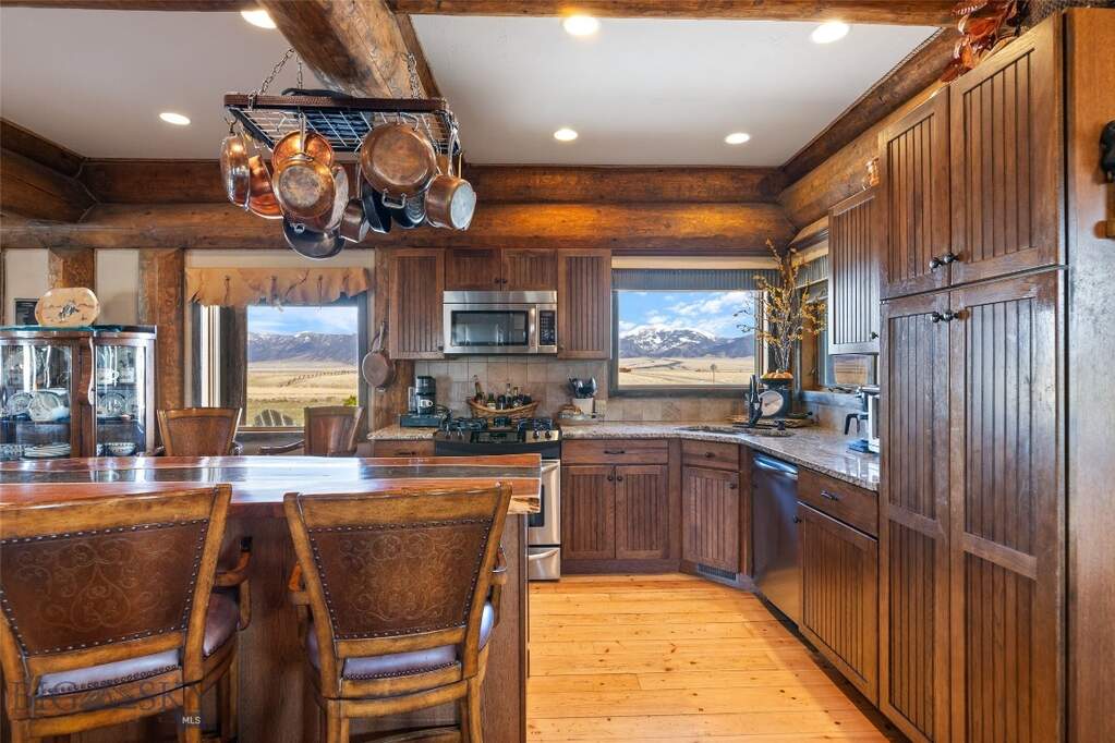 3 Bedroom Single Family Home/House's Image 23