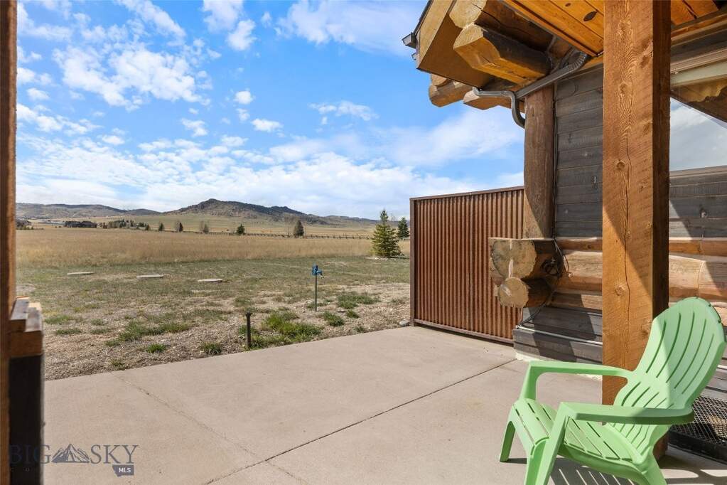 3 Bedroom Single Family Home/House's Image 35