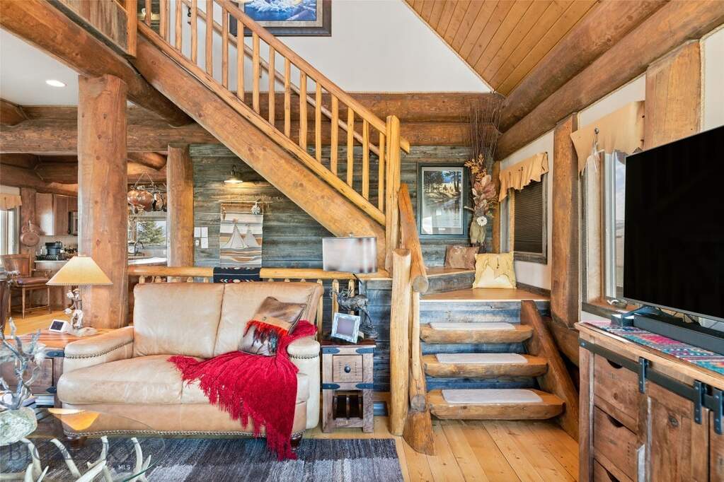 3 Bedroom Single Family Home/House's Image 42