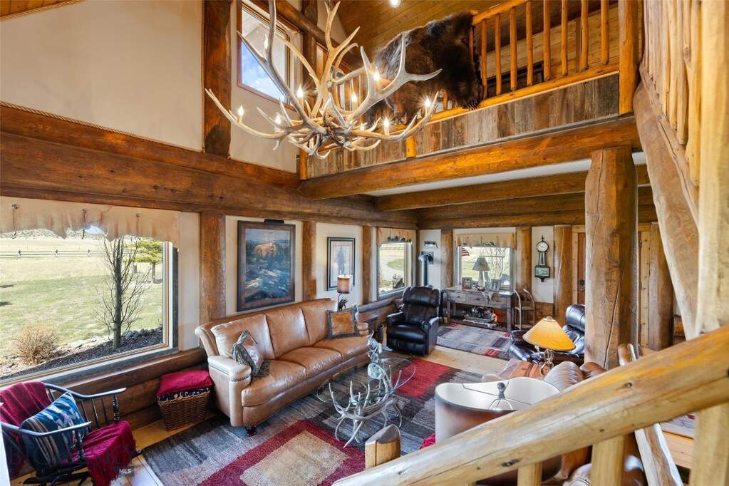 3 Bedroom Single Family Home/House's Image 43